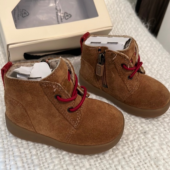 UGG Baby Boots - Picture 1 of 8